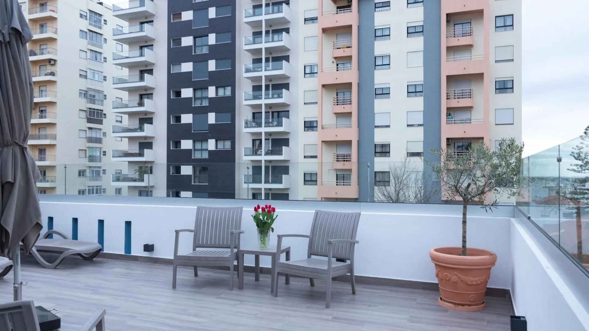 Avenue 41 Guest House ファロ